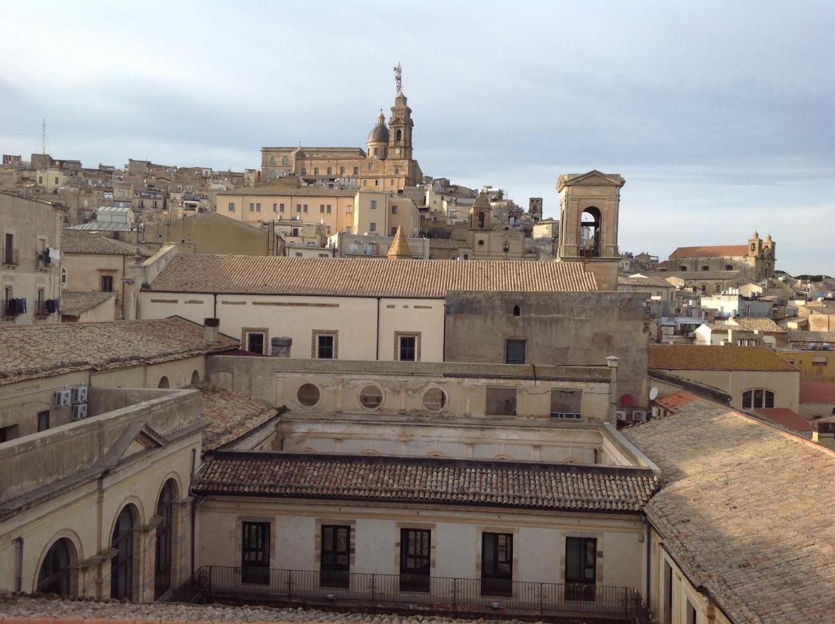 Apartament Attico Da Rosa Con Vista Spettacolare A 360 Gradi Caltagirone Zewnętrze zdjęcie