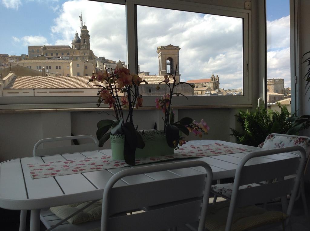 Apartament Attico Da Rosa Con Vista Spettacolare A 360 Gradi Caltagirone Zewnętrze zdjęcie